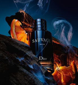 Cum miroase Sauvage Dior
